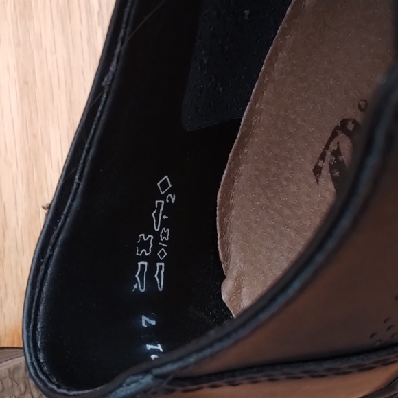 Rieker black leather slip on shoes - Picture 5 of 6